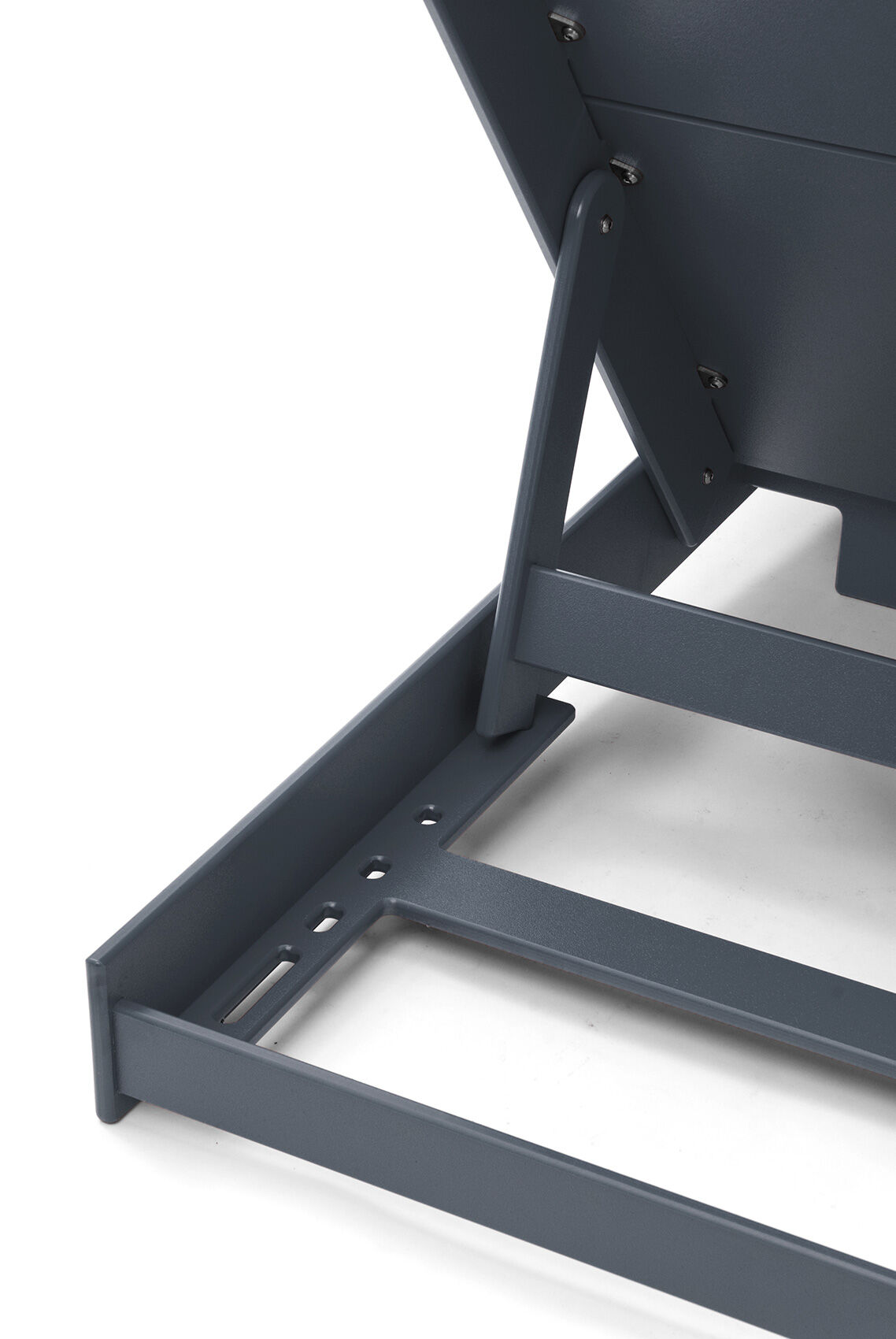 lollygagger_chaise__back_120180802-30410-gkslkg