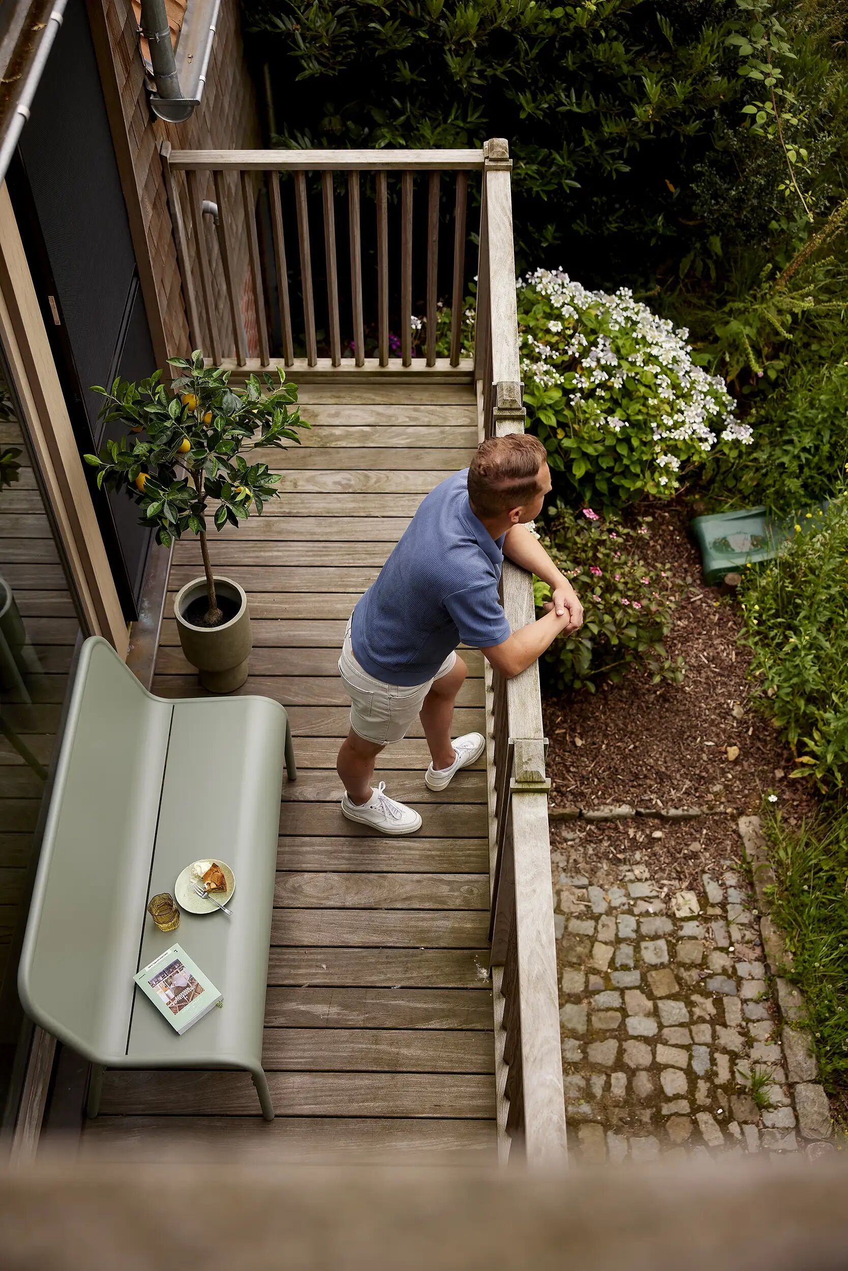 57351-soullmate-bench-green5qQSjK4fiyLED2