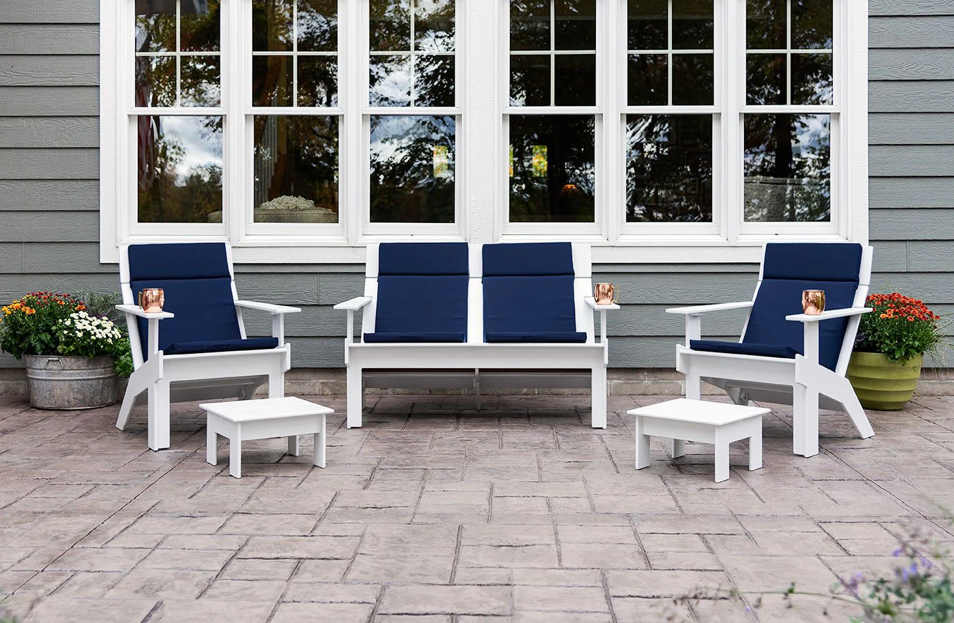 lollygagger_patio_2338_navycush_2048x2048