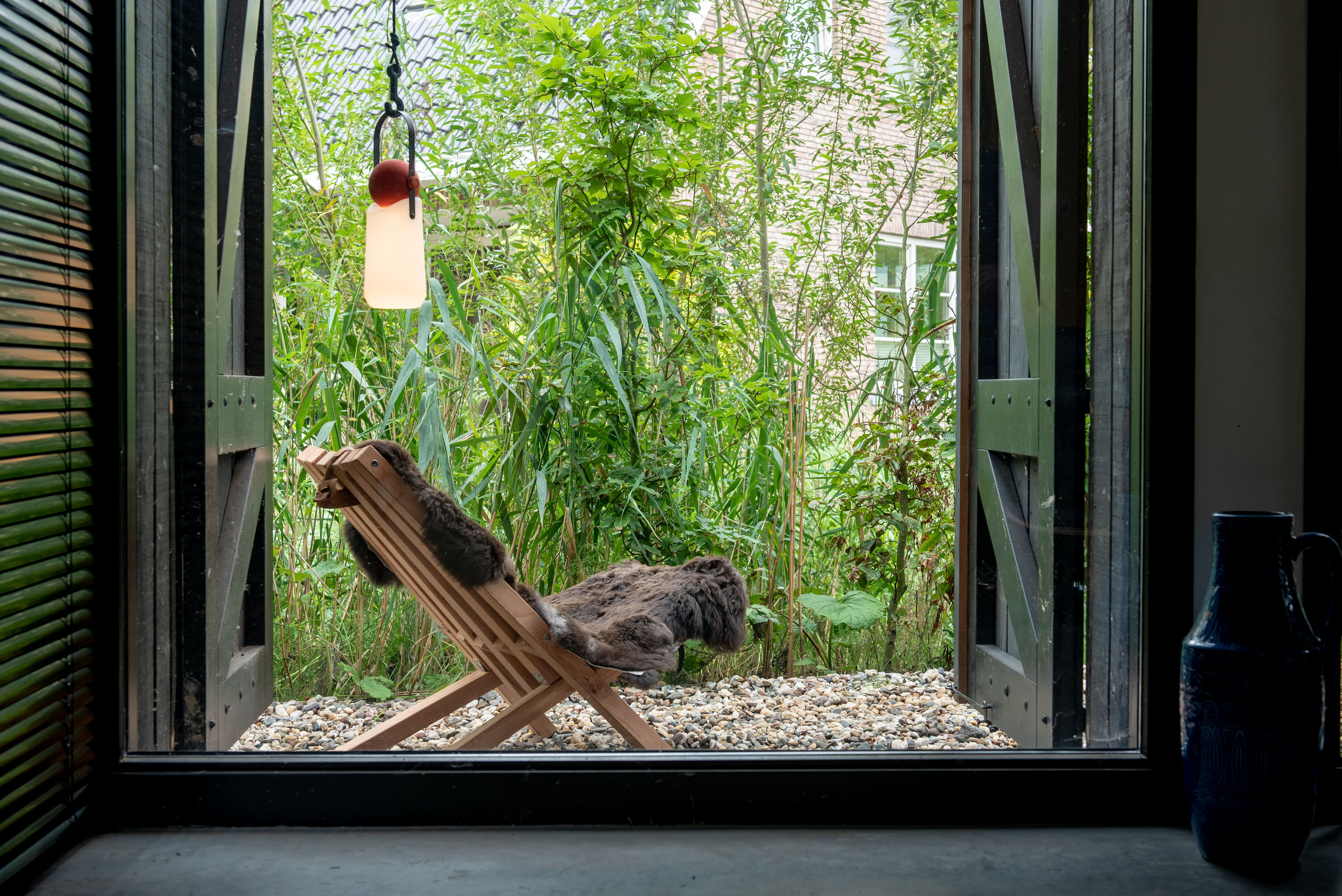 lEuCyMssiPbzWIwg-large