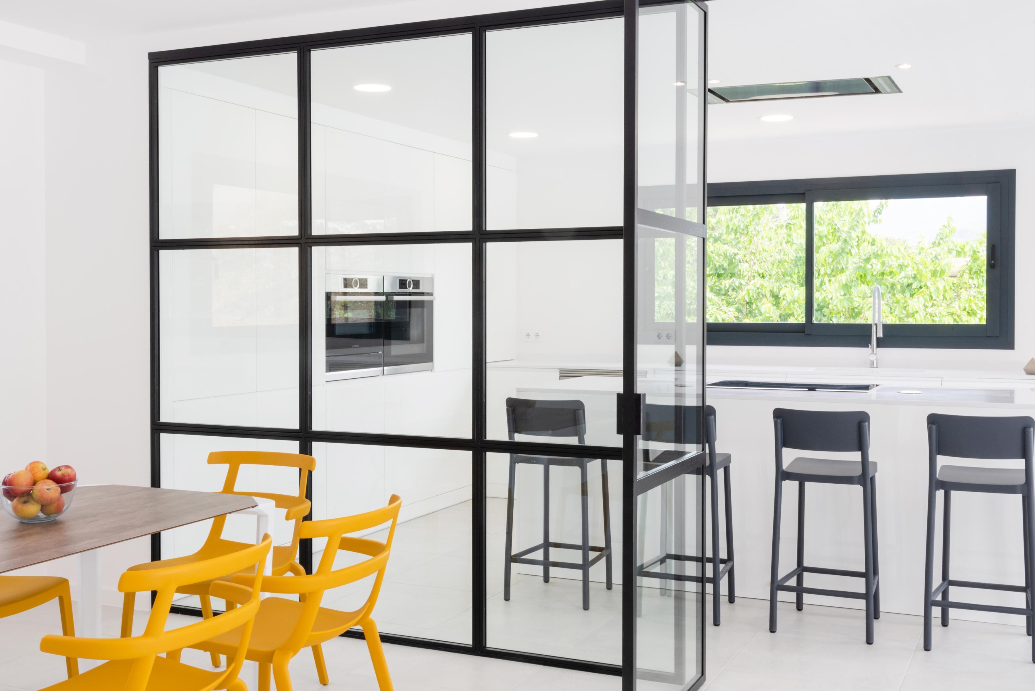 03898_resol_lisboa_high_stuhl_dunkelgrau_02