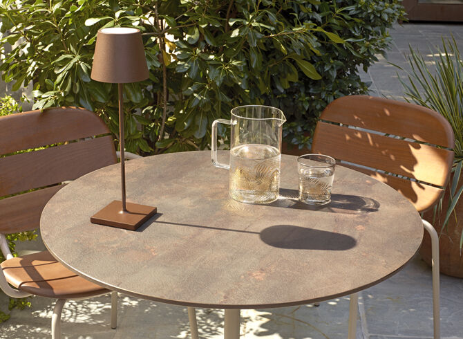 2515-tischOGj4yMXldANNj